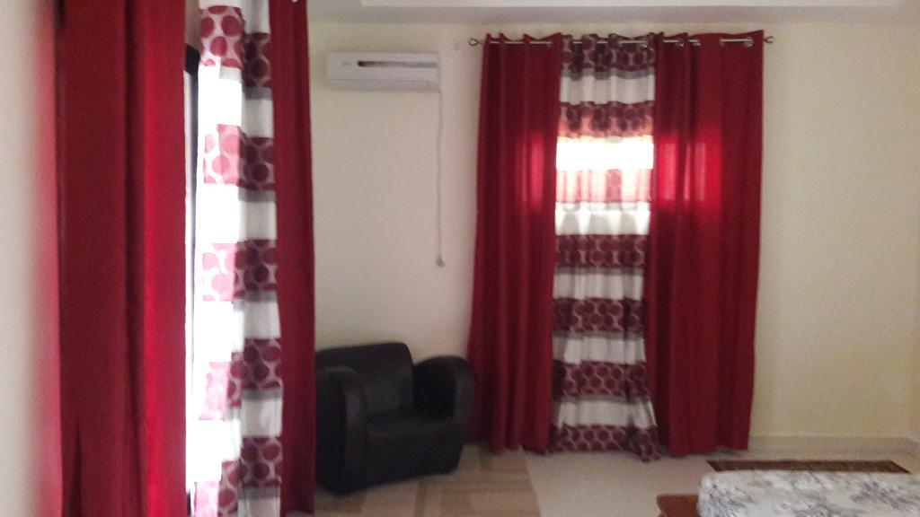 דקר Residence Cheikh Fall מראה חיצוני תמונה